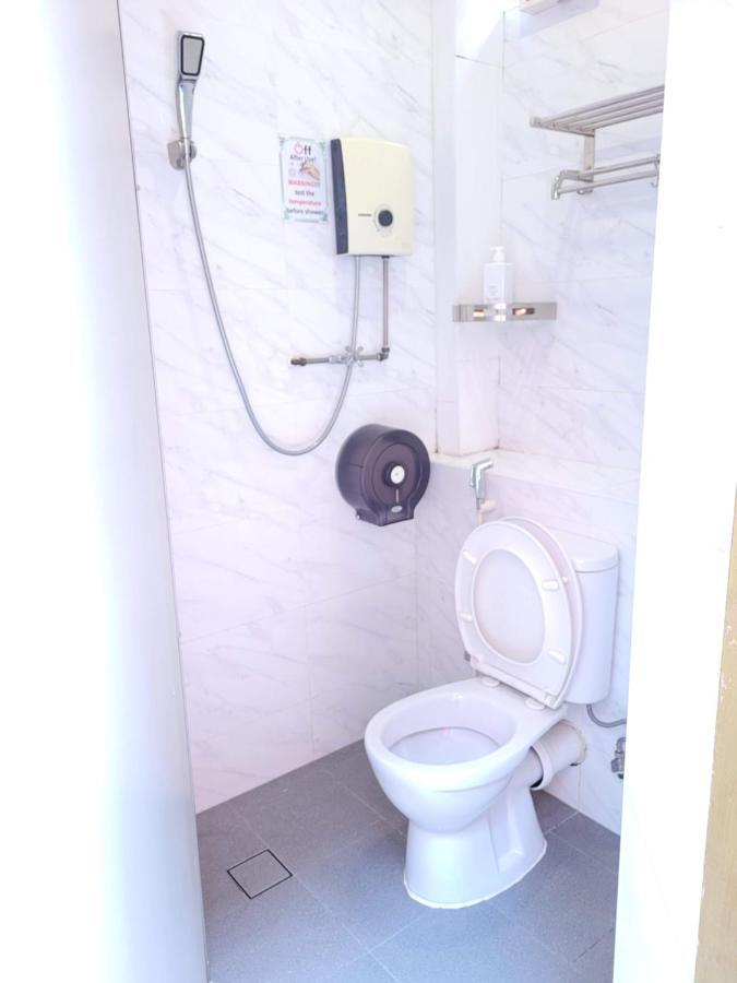Wink At Upper Cross Street Hotel Сингапур Екстериор снимка