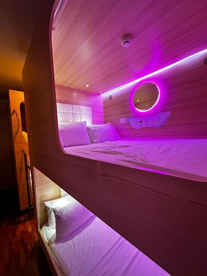 Wink At Upper Cross Street Hotel Сингапур Екстериор снимка