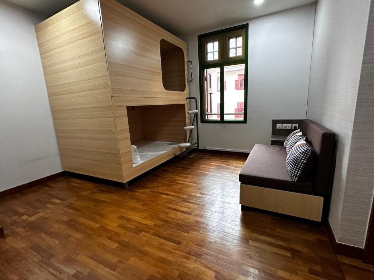 Wink At Upper Cross Street Hotel Сингапур Екстериор снимка