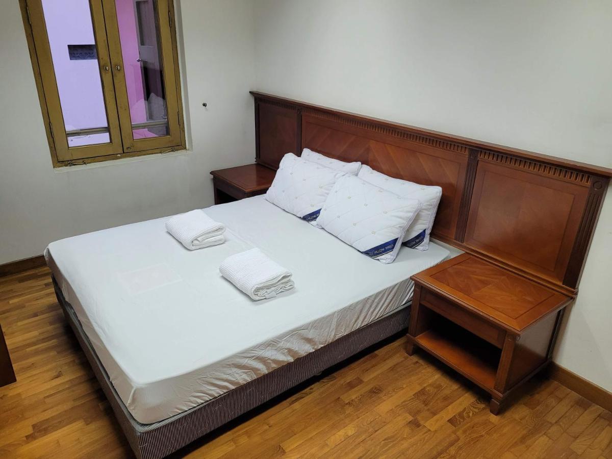 Wink At Upper Cross Street Hotel Сингапур Екстериор снимка