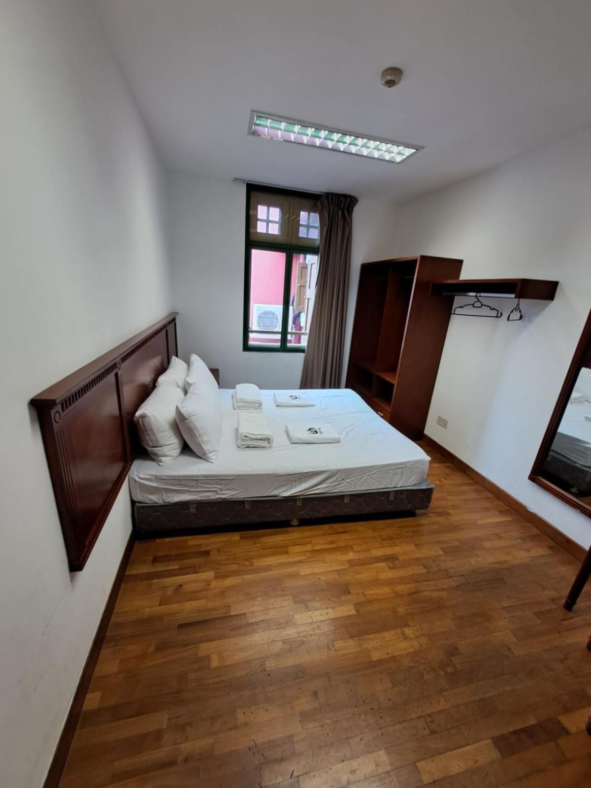 Wink At Upper Cross Street Hotel Сингапур Екстериор снимка